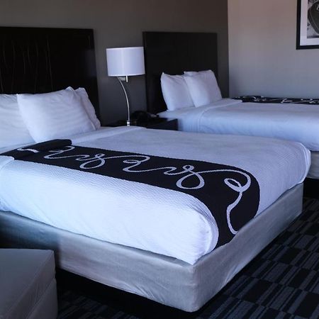 Catoosa Inn & Suites Extérieur photo