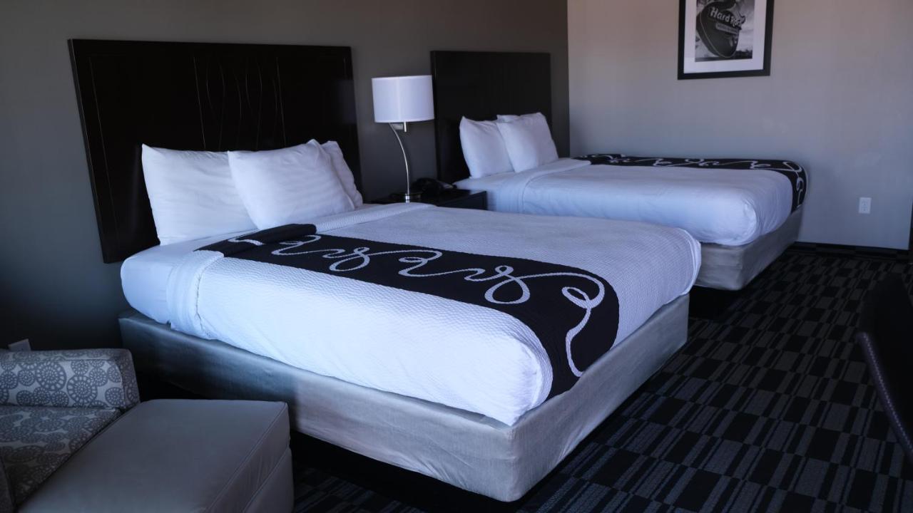 Catoosa Inn & Suites Extérieur photo